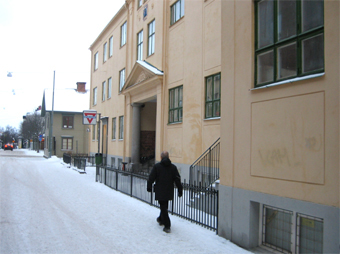 Frgrdsmark kan fungera som halvoffentlig zon. Kriebsensgatan i Eskilstuna. Bild: Mats Ohlin