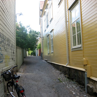 En av gränderna i Gamla staden. Foto: Mats Ohlin, aug 2009.